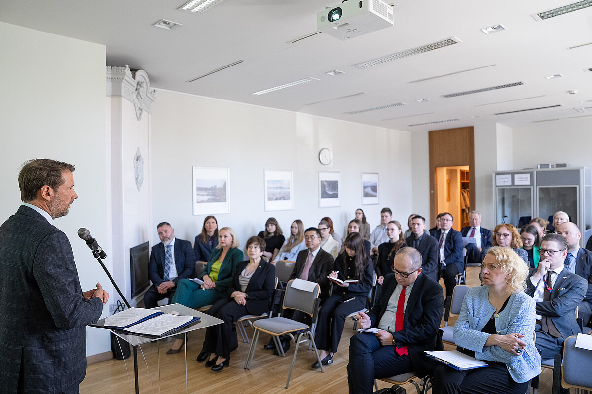 Diskusijas laikā. Foto: Laura Celmiņa, Ārlietu ministrija.
