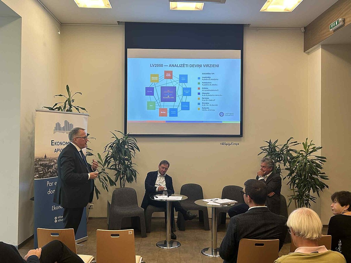 Foto: Ekonomistu apvienība.