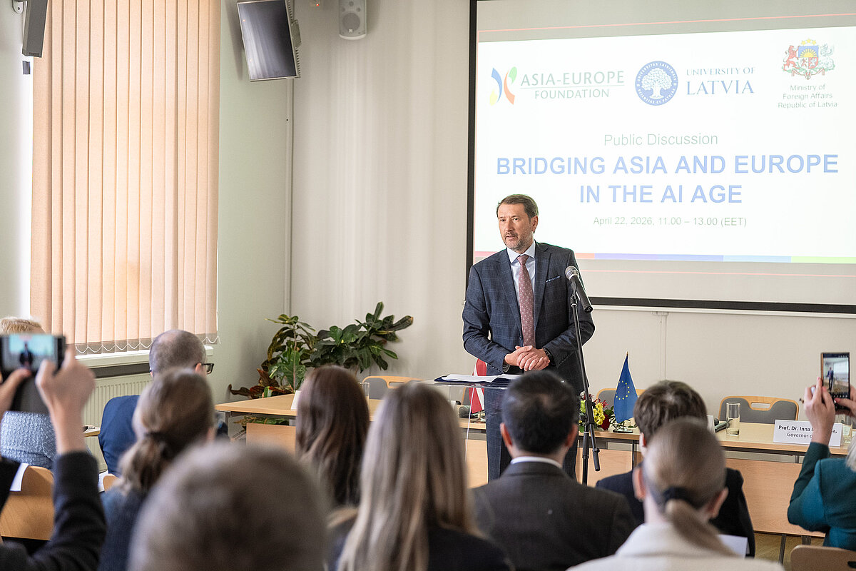 Ziņojumu sniedz Ārlietu ministrijas valsts sekretārs Andžejs Viļumsons. Foto: Laura Celmiņa, Ārlietu ministrija.