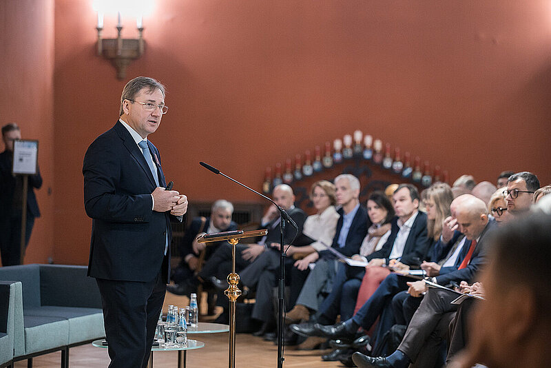 Latvija 2050: cilvēkcentrēta, radoša, droša un labklājīga valsts